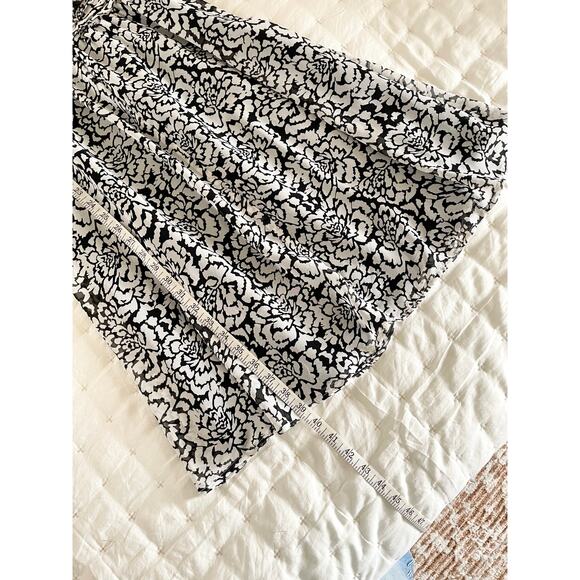 Banana Republic Floral Print Halter Dress | Black and White | EUC - Picture 7 of 9